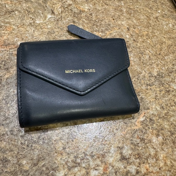 Michael Kors Small Leather Envelope Wallet - Picture 6 of 6
